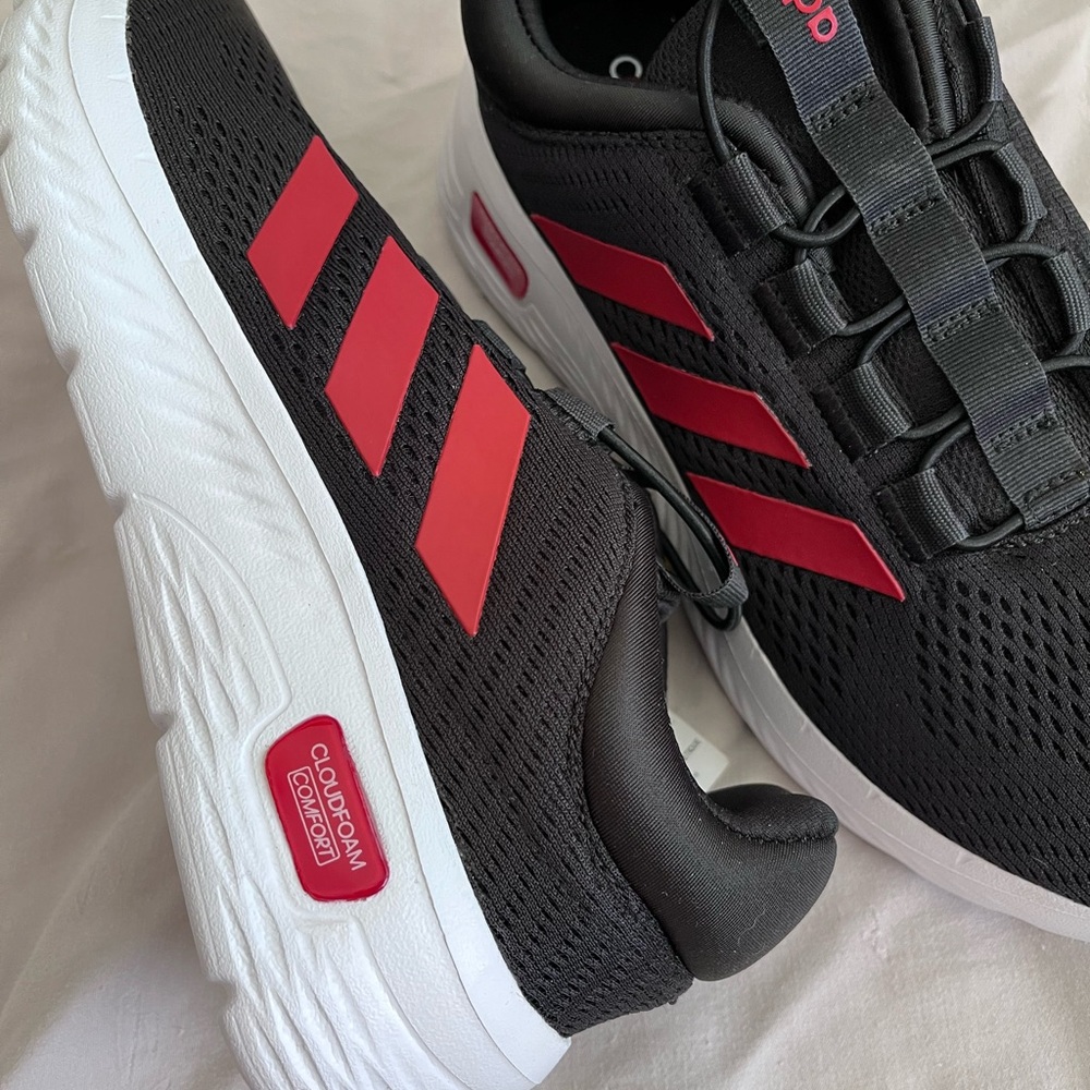 NWT Adidas Men’s Cloudfoam Comfort